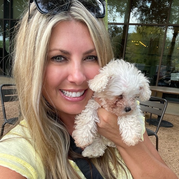 Meet your Posher🌺 - Picture 16 of 16